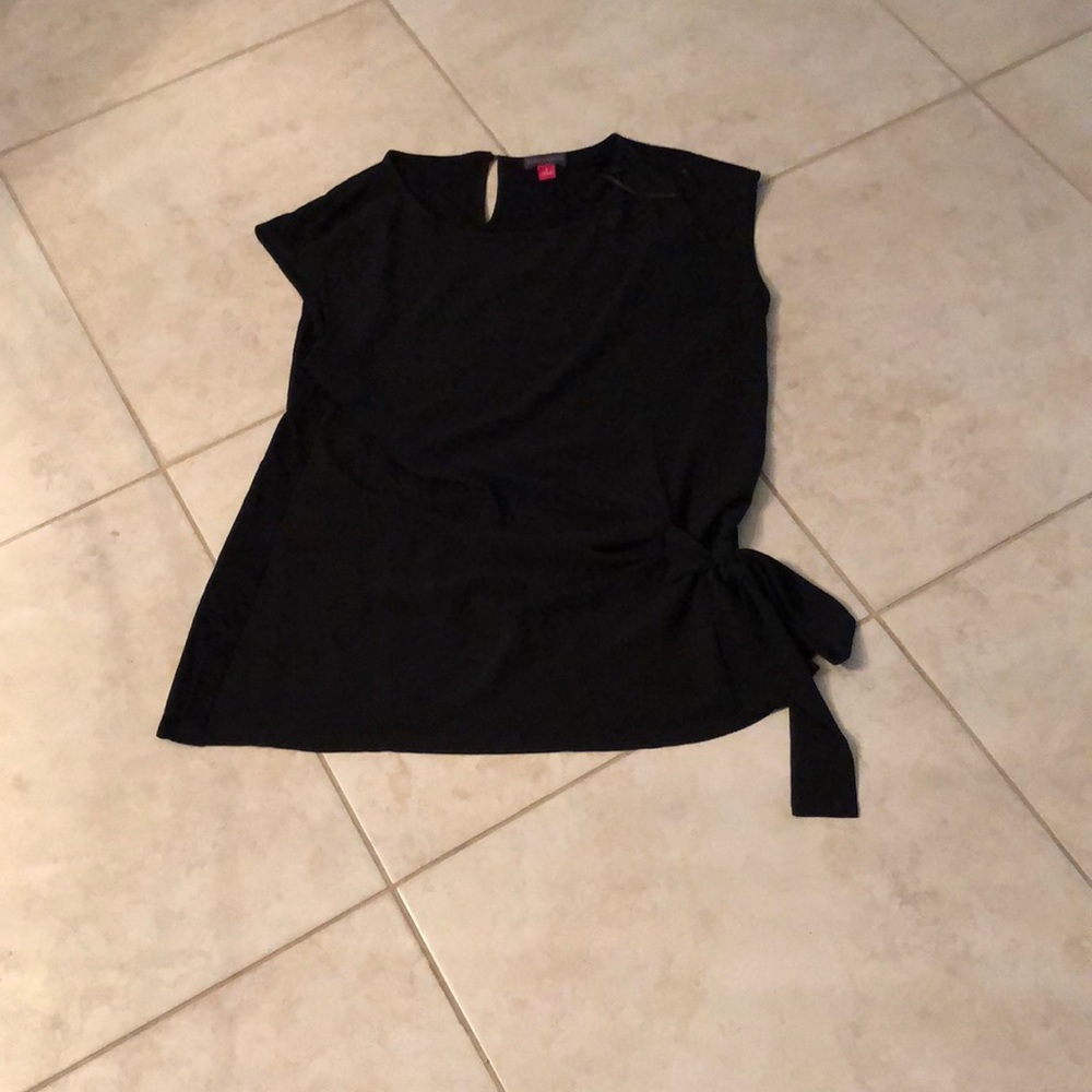 Vince Camuto blouse with side tie